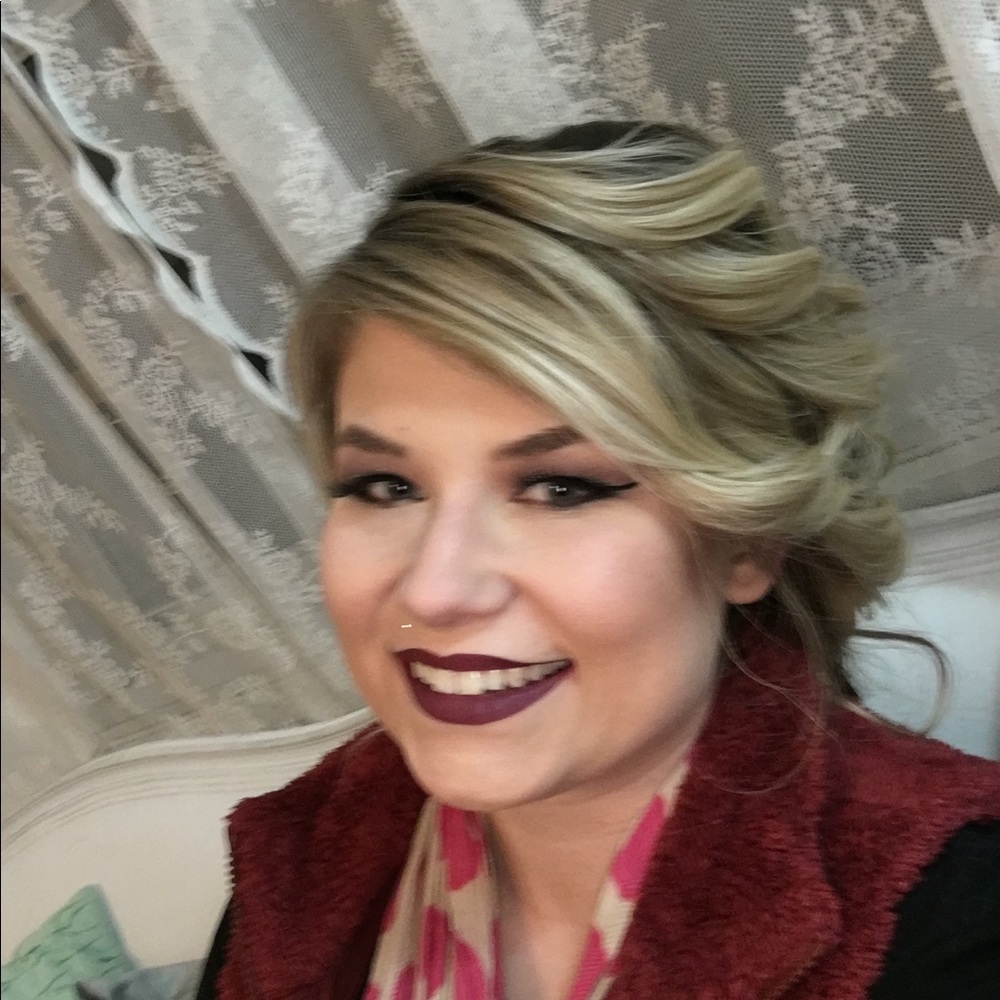 Meet your Posher, Rachel